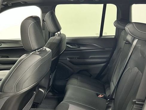 New 2026 Jeep Grand Cherokee Laredo X AWD/4WD image 19