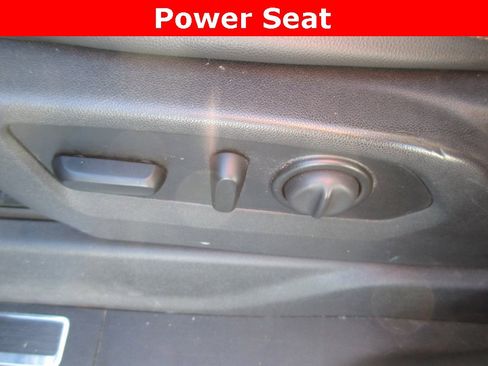 Used 2020 GMC Sierra 1500 AT4 w/ Off-Road Performance Package image 27