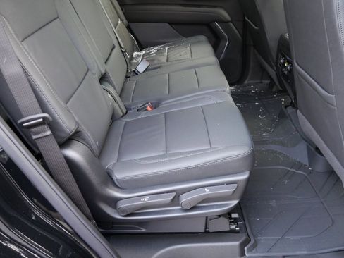 New 2026 Chevrolet Tahoe LT image 23