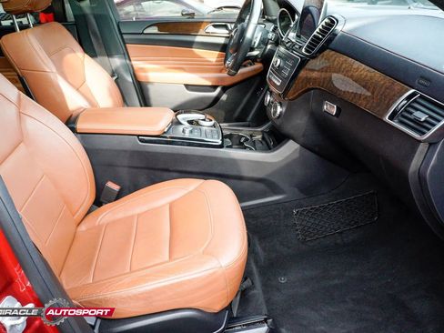 Used 2017 Mercedes-Benz GLE 43 AMG 4MATIC Coupe w/ Parking Assist Package image 31