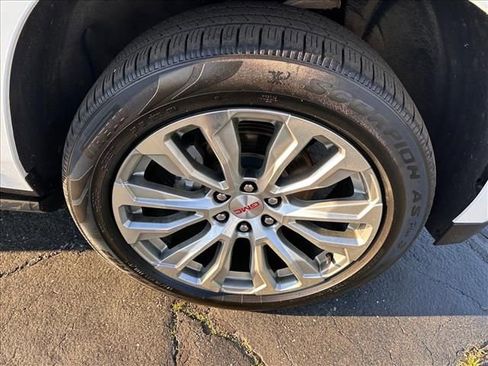 Used 2023 GMC Yukon Denali image 37