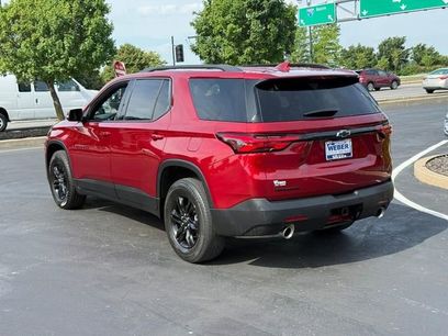 Used 2023 Chevrolet Traverse LT