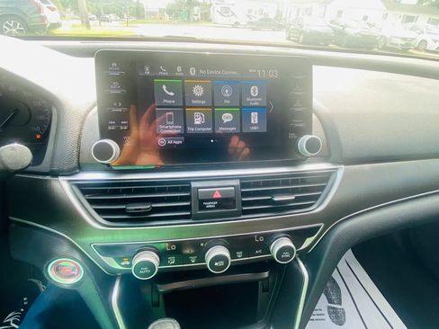 Used 2021 Honda Accord LX image 14