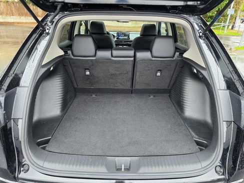 Certified 2024 Honda HR-V EX-L image 6