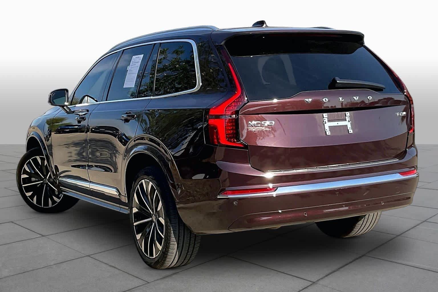 Used 2025 Volvo XC90 T8 Ultra w/ Protection Package Premier AWD/4WD image 12