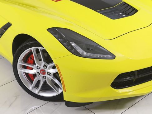 Used 2016 Chevrolet Corvette Stingray Coupe RWD image 20