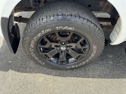 Used 2018 Nissan Frontier SV w/ Value Truck Package image 13