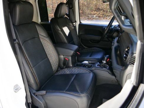 Used 2021 Jeep Wrangler Unlimited Sahara image 42