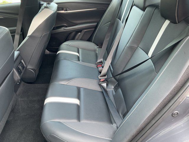 Used 2025 Toyota Camry SE FWD image 13