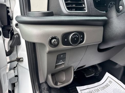 Used 2025 Ford Transit 250 Low Roof w/ Exterior Upgrade Package RWD image 28