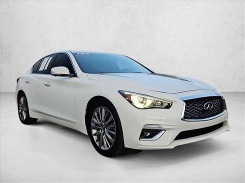 Used 2023 INFINITI Q50 Luxe AWD/4WD image 3