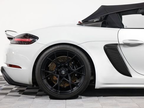 Used 2024 Porsche 718 Boxster Spyder RS w/ Weissach Package RWD image 2