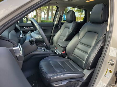 Used 2025 MAZDA CX-5 AWD 2.5 S w/ Preferred Package image 17