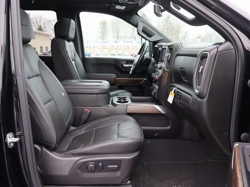 Used 2022 Chevrolet Silverado 3500 High Country w/ Safety Package II image 17