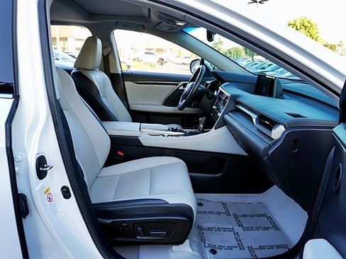 Used 2019 Lexus RX 350 image 11