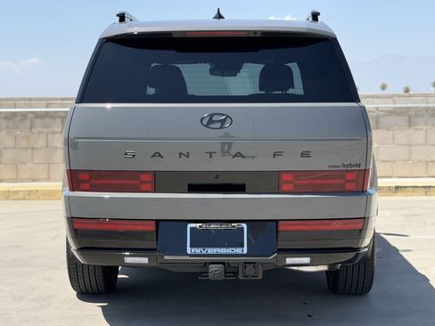 Used 2025 Hyundai Santa Fe Calligraphy AWD/4WD image 9