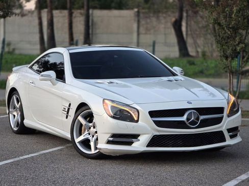 Used 2013 Mercedes-Benz SL 550 SL 550 image 4