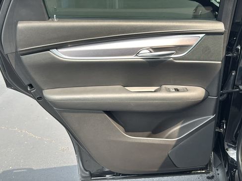 Certified 2018 Cadillac XT5 Luxury w/ Driver Awareness Package FWD image 26