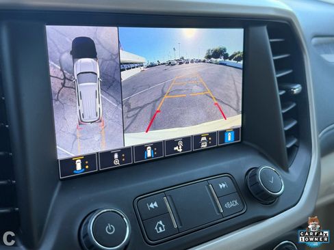 Used 2023 GMC Acadia Denali w/ Denali Technology Package image 26