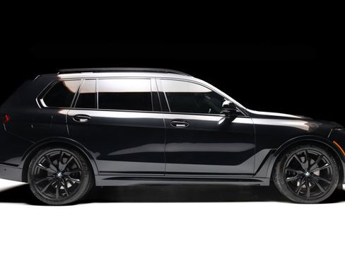 Used 2024 BMW X7 M60i w/ Executive Package image 31