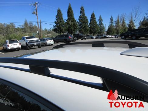 Used 2018 Subaru Crosstrek 2.0i Limited image 8