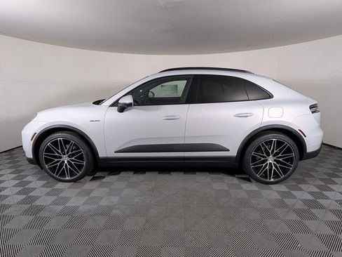 New 2026 Porsche Macan Electric RWD image 2