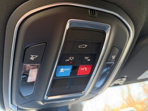 New 2026 Jeep Grand Wagoneer Limited image 21