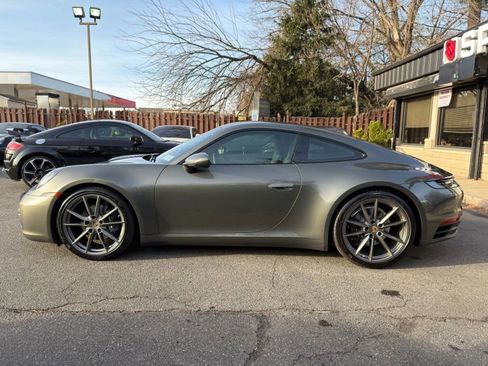 Used 2024 Porsche 911 Carrera image 3