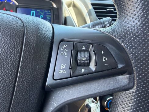 Used 2016 Chevrolet Trax LS FWD image 18