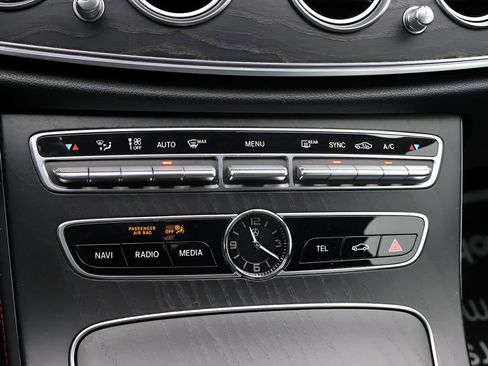 Used 2018 Mercedes-Benz E 43 AMG 4MATIC Sedan w/ Premium 2 Package image 27