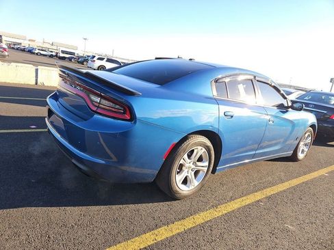 Used 2021 Dodge Charger SXT w/ Leather Interior Group image 5