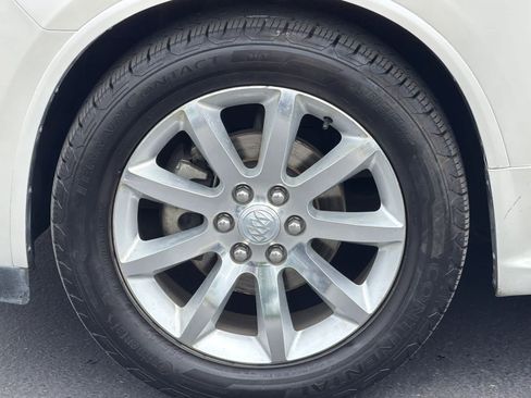 Used 2013 Buick Enclave Premium AWD/4WD image 28