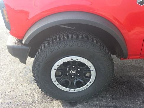 Used 2023 Ford Bronco Big Bend w/ Sasquatch Package image 12