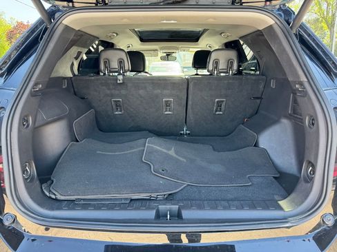 Used 2019 Chevrolet Equinox Premier FWD image 9