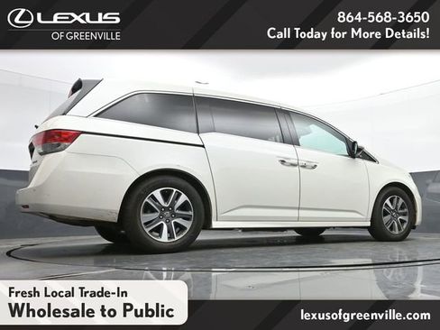 Used 2015 Honda Odyssey Touring image 18