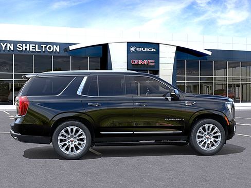 New 2026 GMC Yukon Denali w/ Sun & Power Step Package AWD/4WD image 5