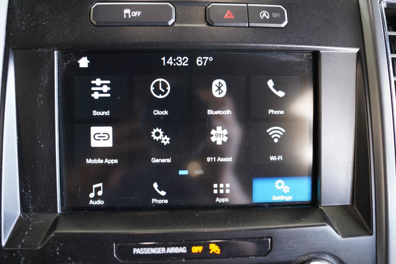 Used 2017 Ford F150 XLT w/ Equipment Group 302A Luxury AWD/4WD image 18