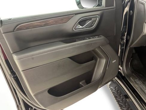 Certified 2023 Chevrolet Suburban Z71 AWD/4WD image 13