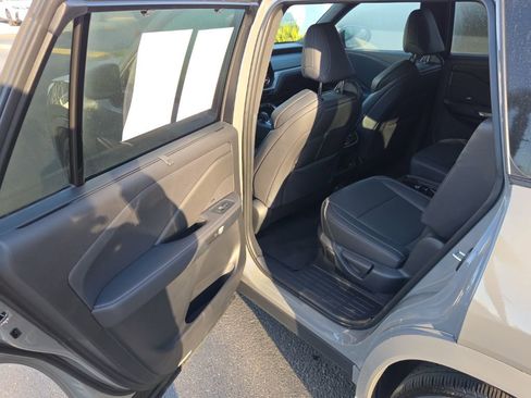 Certified 2025 Lexus TX 500h AWD w/ Technology Package image 15