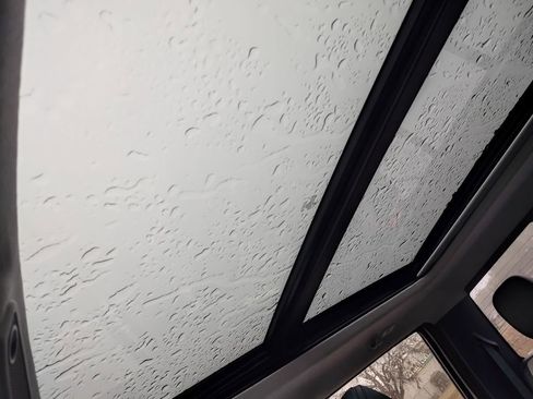 Used 2022 Ford F350 Limited w/ FX4 Off-Road Package image 7