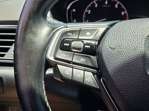 Used 2018 Honda Accord Sport image 27