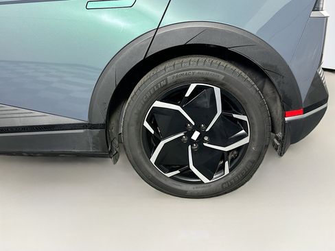 Used 2024 Hyundai Ioniq 5 SEL image 11