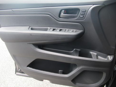 Used 2024 Honda Odyssey Sport image 20