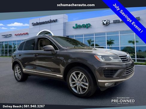 Used 2016 Volkswagen Touareg Sport AWD/4WD image 1