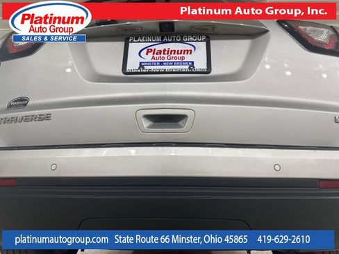 Used 2017 Chevrolet Traverse LT image 51