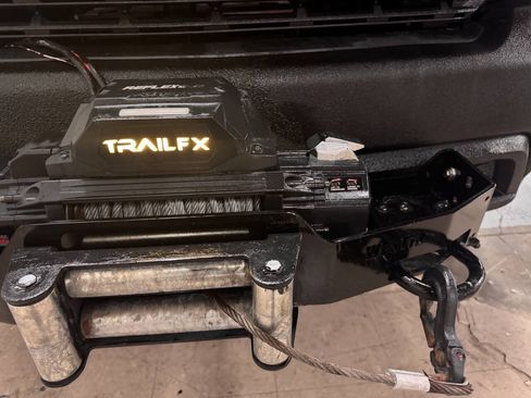 Used 2019 Chevrolet Silverado 1500 LT w/ Texas Edition RWD image 32