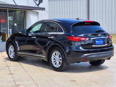 Used 2017 INFINITI QX70 2WD image 4
