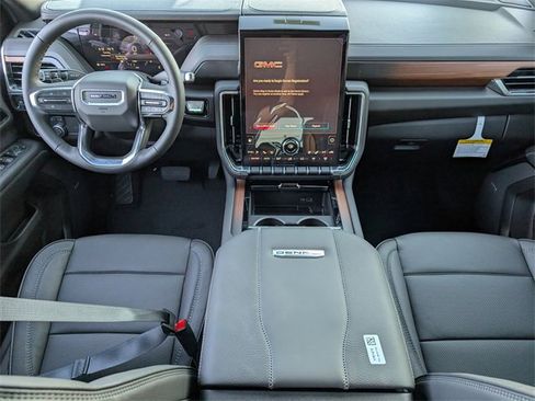 New 2026 GMC Yukon Denali w/ Sun & Power Step Package image 9
