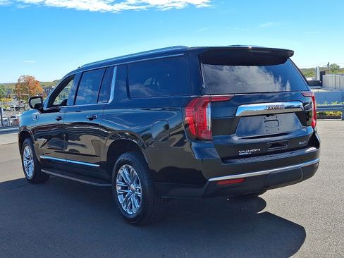 Certified 2024 GMC Yukon XL SLT image 4
