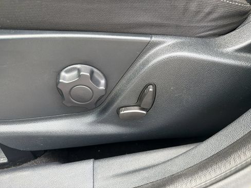 Used 2020 Ford EcoSport SE FWD image 19